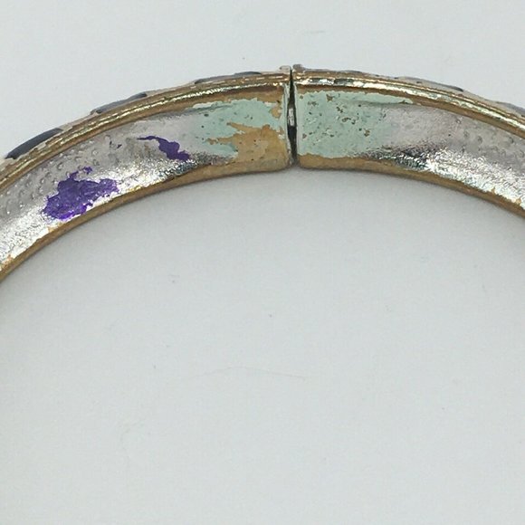 Black & Cream White Enameled CLAMPER BRACELET, Scales Pattern (flaw) - Picture 7 of 8